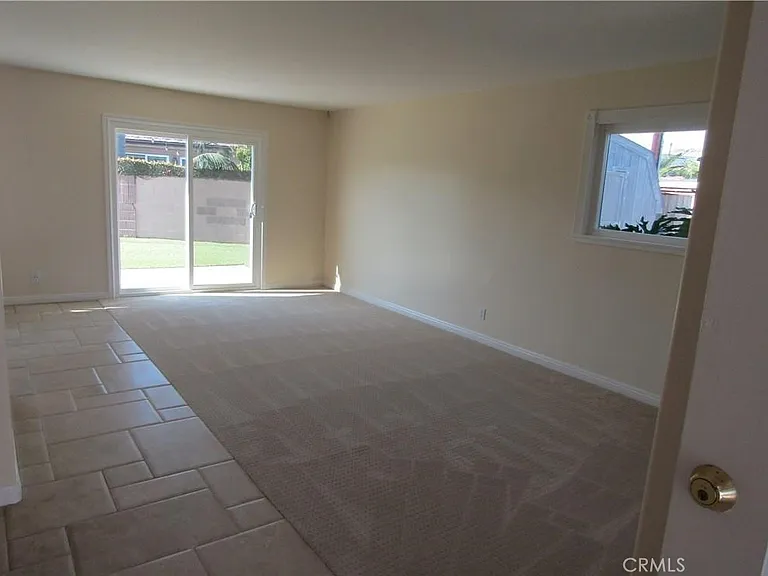8901 Shore Cir — Photo 3