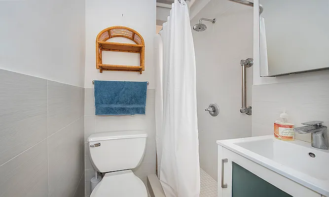 Sold by Corcoran | media 6