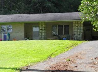154 Pinecrest Dr, Copperhill, TN 37317