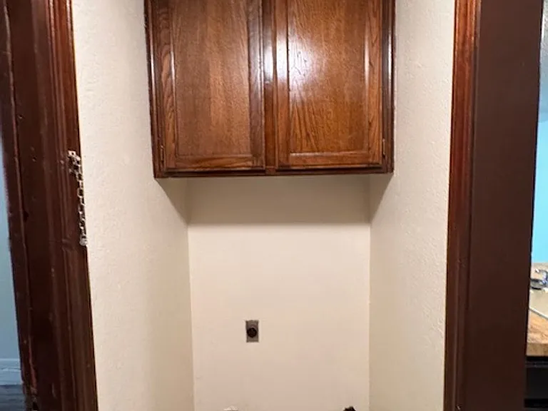8509 S Drexel Pl — Photo 16