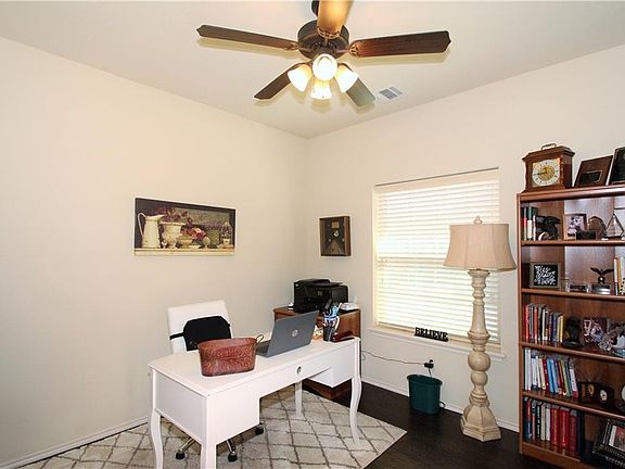 3rd image of 5517 NW 128th St