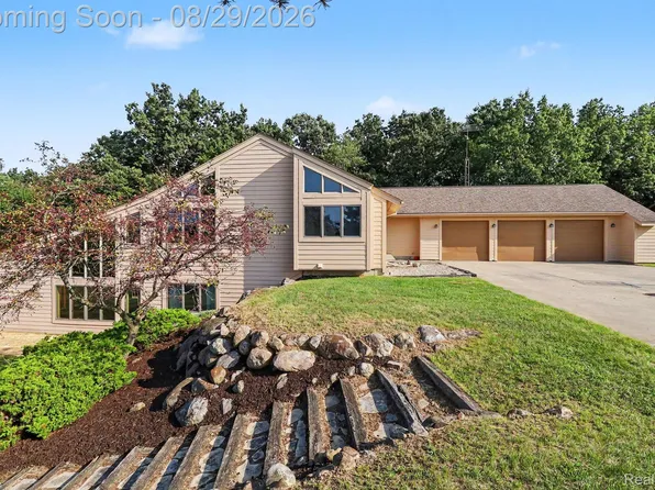 10250 Eagle Rd, Davisburg, MI 48350
