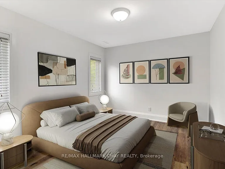 325 Peter St N #2 — Photo 7