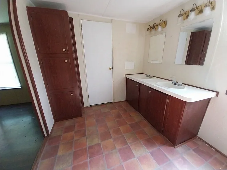 Sunset Ridge MHC — Photo 24