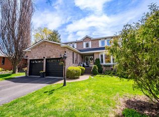 636 Rupert Ave, Whitchurch Stouffville, ON L4A8B8