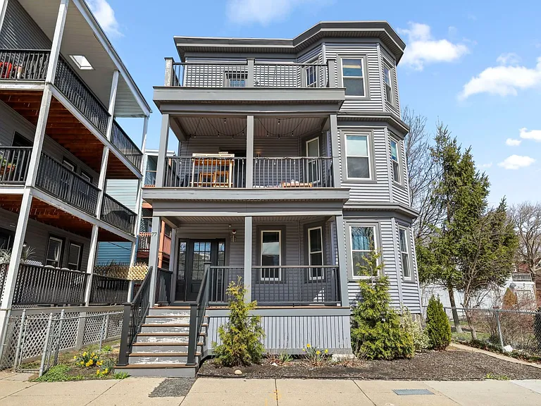 77 Torrey St #2 — Photo 18