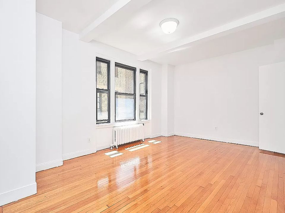 1st image of 135 E 50th St APT 7M