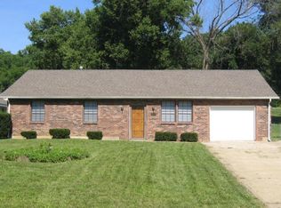 2909 Wallace Ave, Kansas City, MO 64129