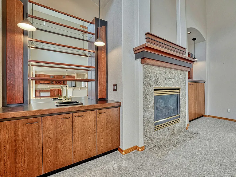 8406 Green Island Cir — Photo 37