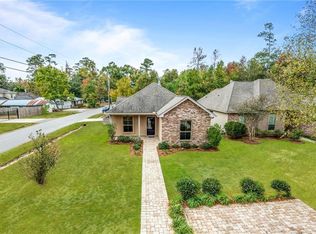 2300 Destin St, Mandeville, LA 70448