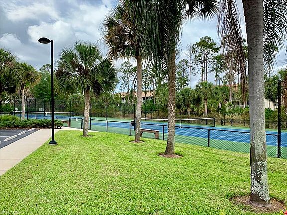 2nd image of 517 Robin Hood Cir 102 #102