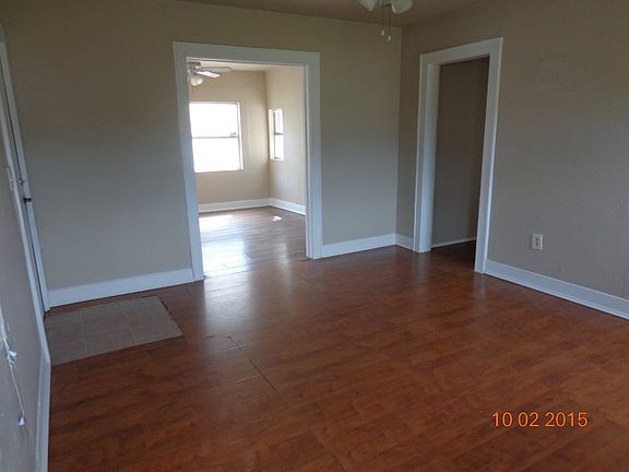 4th image of 2117 N Everest Ave