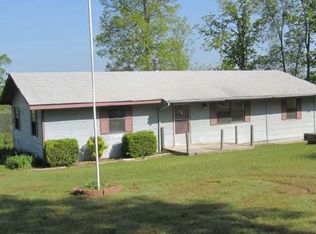 611 Hill Point Rd, Clinton, AR 72031