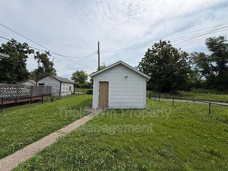 8530 Lowell St — Photo 5