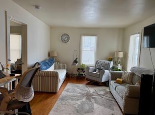 111 Lincoln St UNIT B, Pittsfield, MA 01201