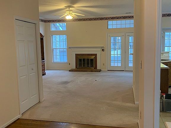 2nd image of 3016 Summerland Dr