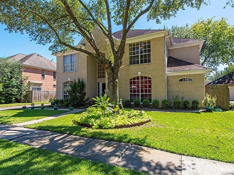 14111 Manderly Dr — Photo 1