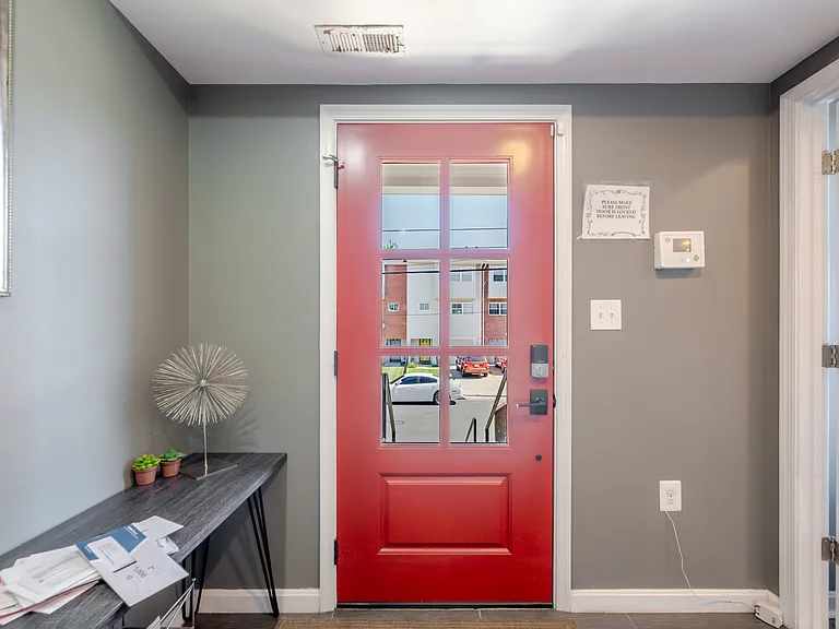 5123 D St SE — Photo 32