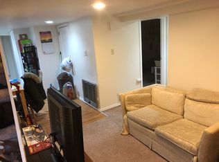 5208 Brooklyn Ave NE APT 4, Seattle, WA 98105