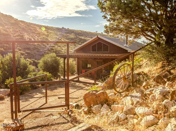 988 N Mountain Lion Pass, Globe, AZ 85501