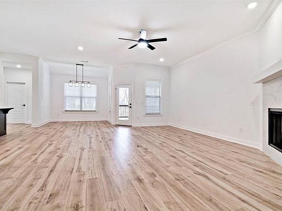 5th image of 22 Cannich Dr