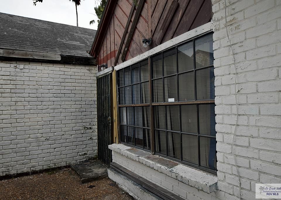 1st image of 305 McFadden Hut Dr #7&8