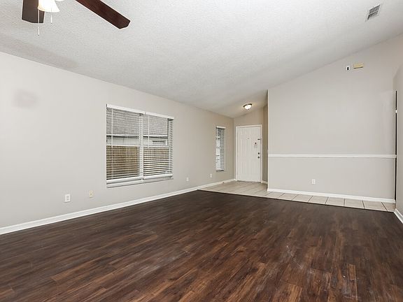 4th image of 13709 Valleybrooke Ln