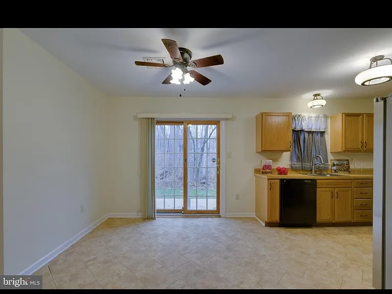15 Deep Hollow Ln — Photo 6