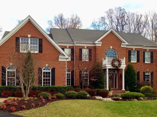 5801 Malvern Hill Ct, Haymarket, VA 20169