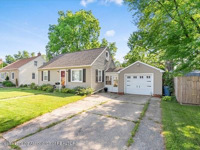 2017 Devonshire Ave, Lansing, MI, 48910