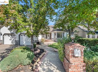 1105 River Bend Ct, Folsom, CA 95630