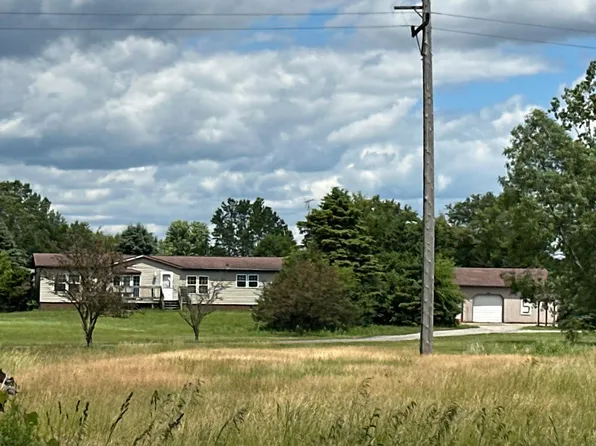 9824 Palmer Rd, Maybee, MI 48159