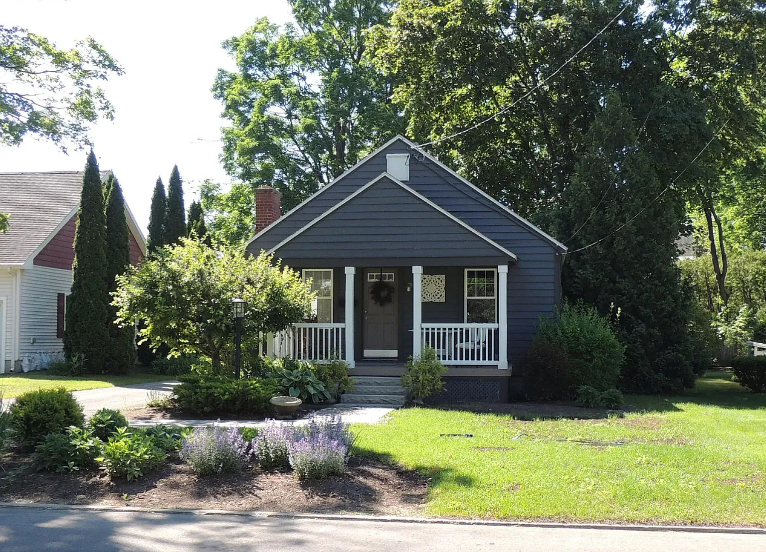 2 bed, 900 sqft, $1,950 — Photo 2