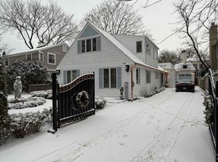 800 Tower Rd, Winnetka, IL 60093