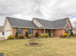106 Latigo Ct, Stephens City, VA 22655