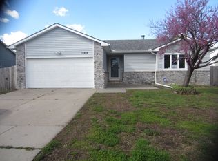 11818 W Cindy St, Wichita, KS 67212