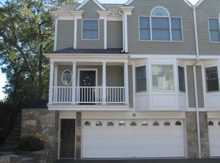 77 New Norwalk Rd, New Canaan, CT 06840