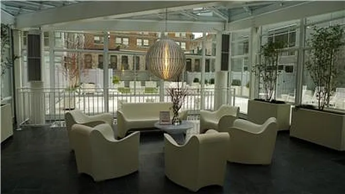 Rented by R New York | media 27