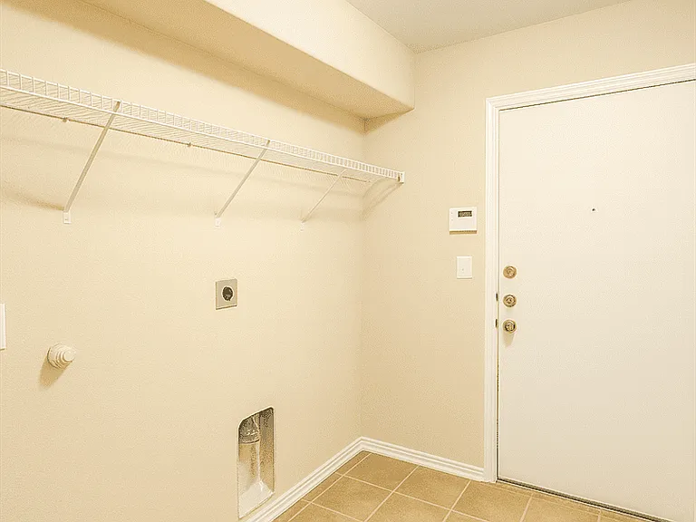 11034 Arabian Palm — Photo 12