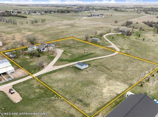 6451 Long View Rd, Rapid City, SD 57703