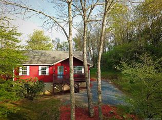 177 E Rocky Top Trl, Seven Devils, NC 28604