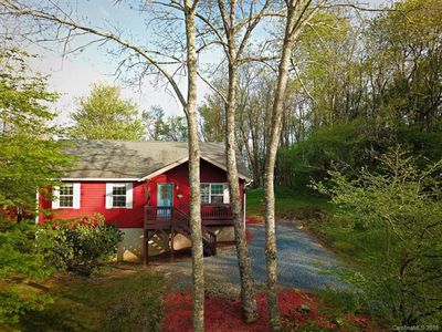 177 E Rocky Top Trl, Seven Devils, NC, 28604