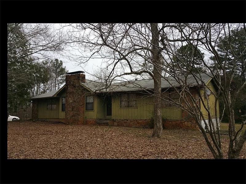 2nd image of 4450 Mason Creek Rd