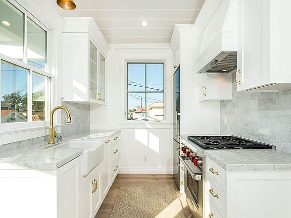 4th image of 830 G Ave