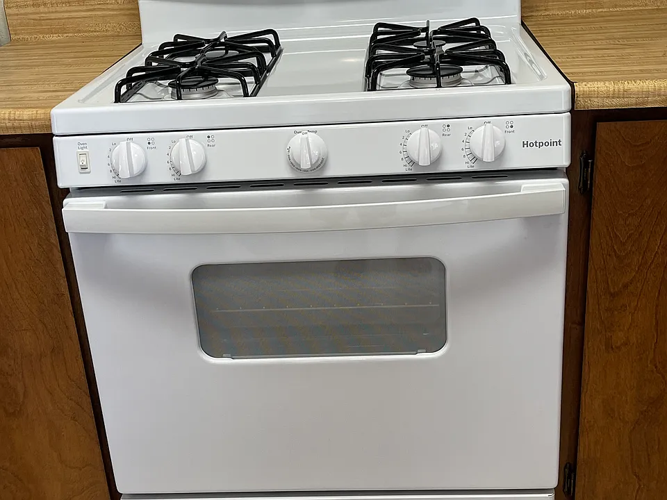 ANOTHER VIEW OF NEW GAS STOVE