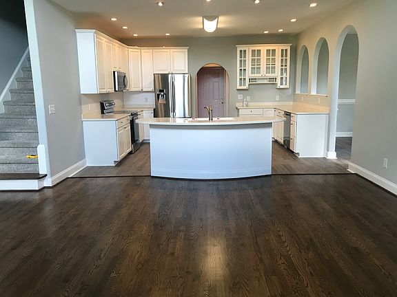 4th image of 1513 Saddle Way