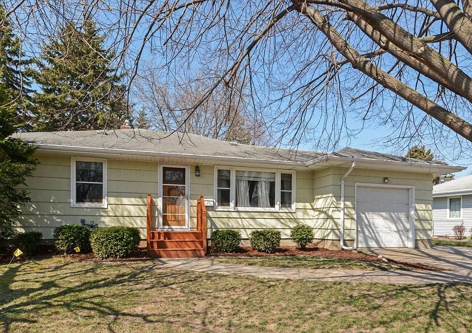 1st image of 255 Dessa Ln