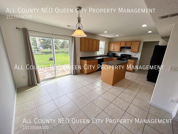 3rd image of 6037 Marsh Cir