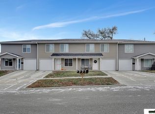 3902 S 46th St, Lincoln, NE 68506