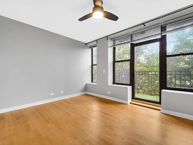 811 W Eastwood Ave #204 — Photo 8